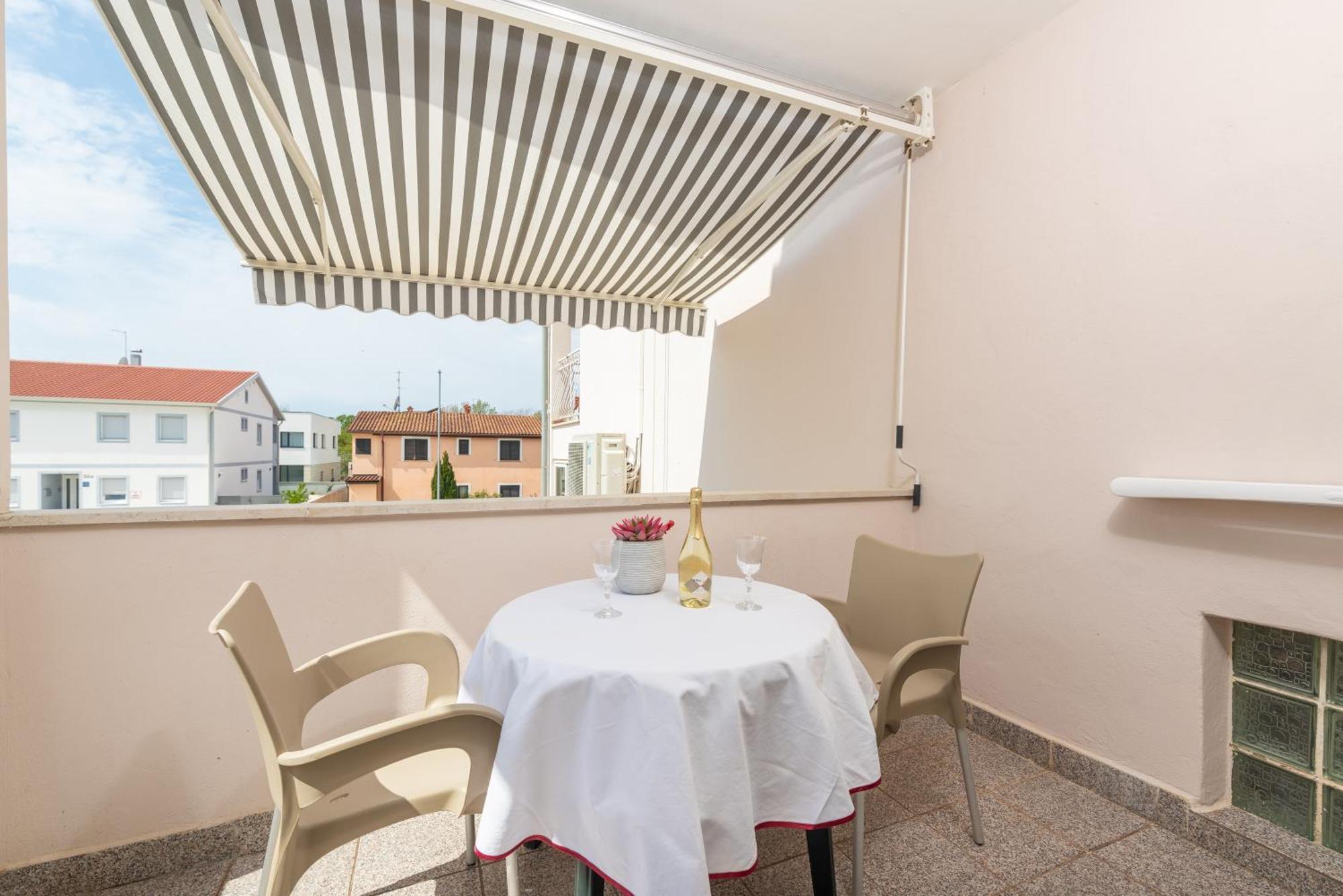 Apartments Viktor Poreč Zewnętrze zdjęcie