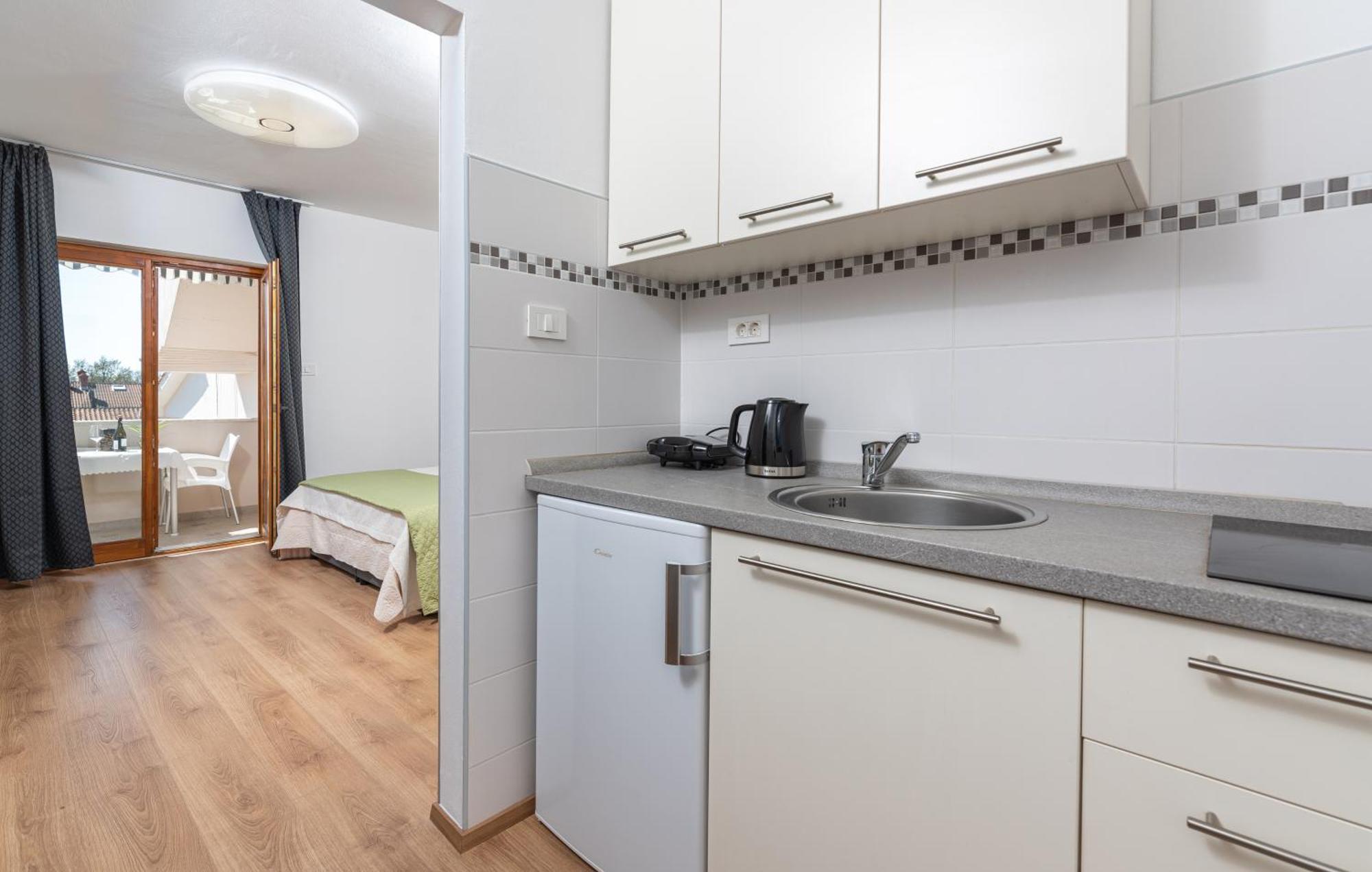 Apartments Viktor Poreč Zewnętrze zdjęcie